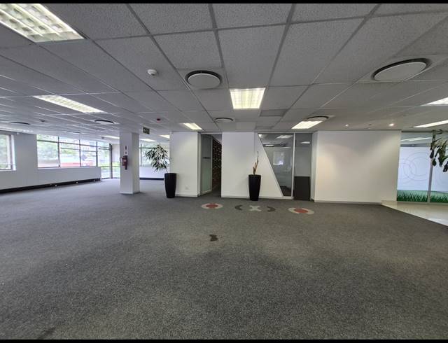 333M² OFFICE TO LET IN SANDTON CENTRAL